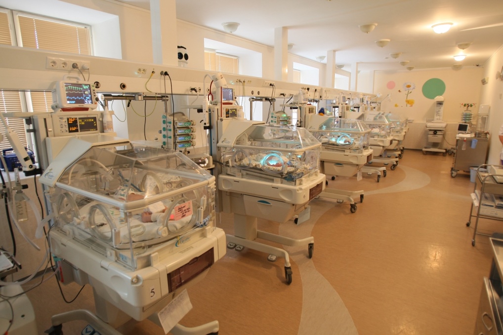 Палата реанимации и интенсивной терапии новорожденных
